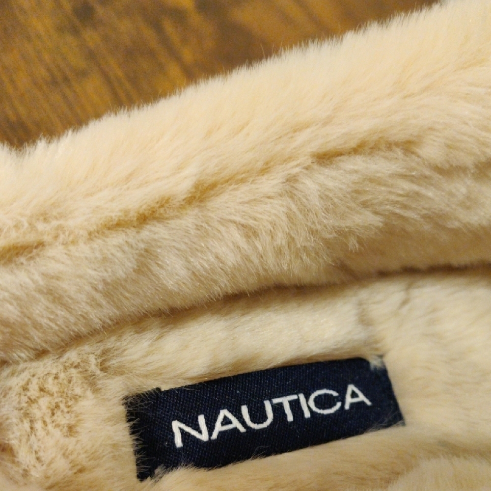 Nautica Beige Plush Slippers - Picture 4 of 15